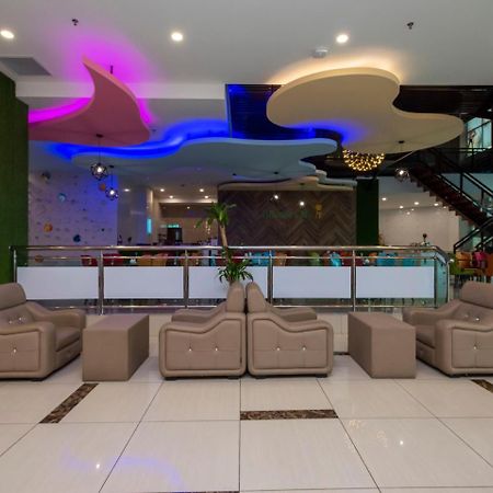 Hotel Holmes Gp Nusajaya  Exterior foto