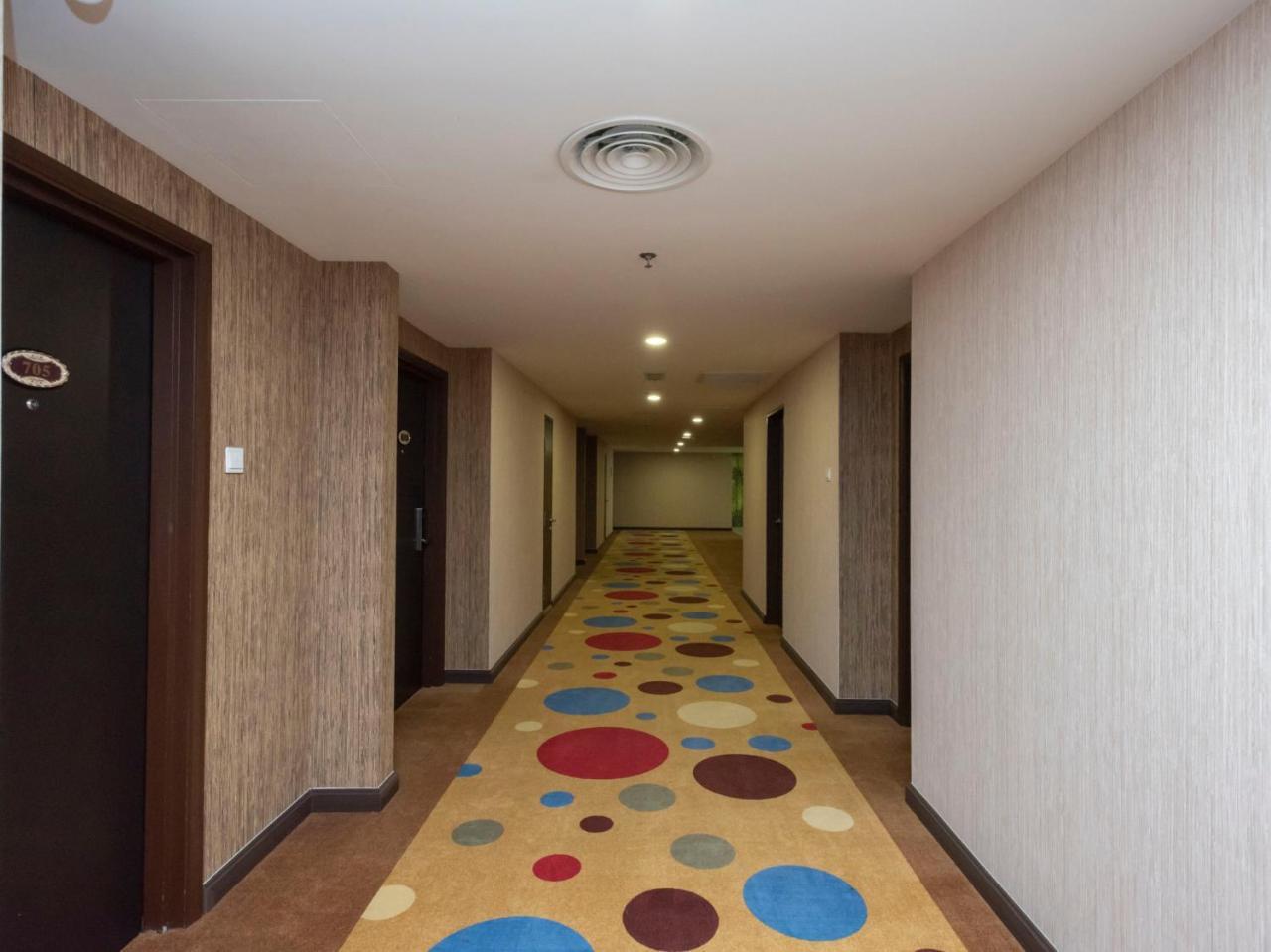 Hotel Holmes Gp Nusajaya  Exterior foto