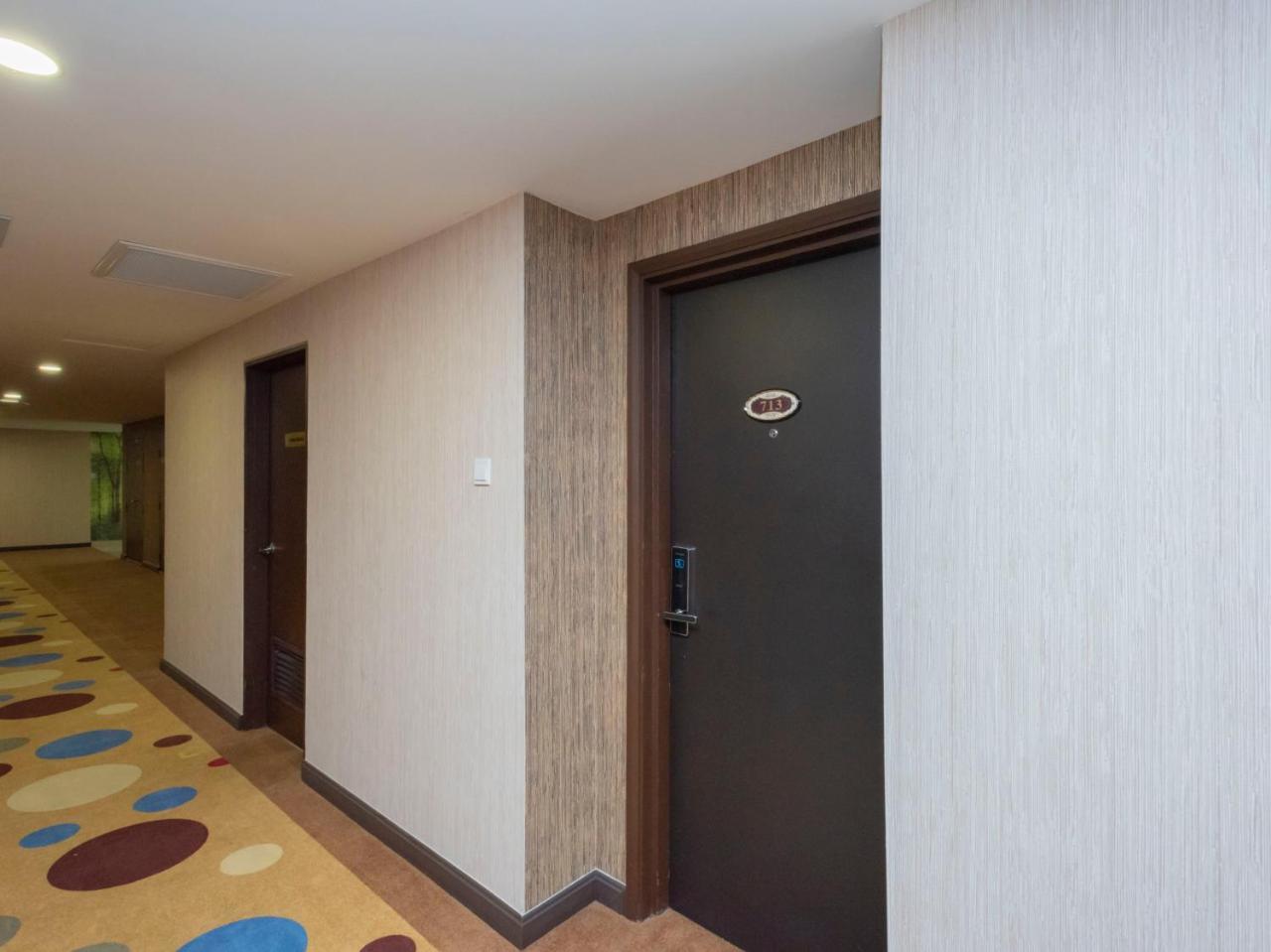 Hotel Holmes Gp Nusajaya  Exterior foto
