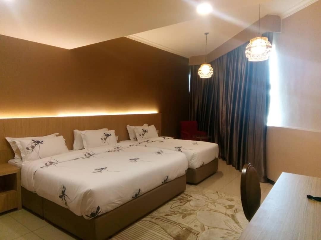 Hotel Holmes Gp Nusajaya  Exterior foto